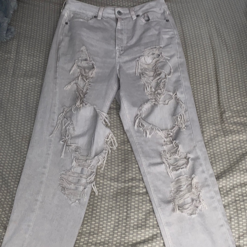 American Eagle mom jeans